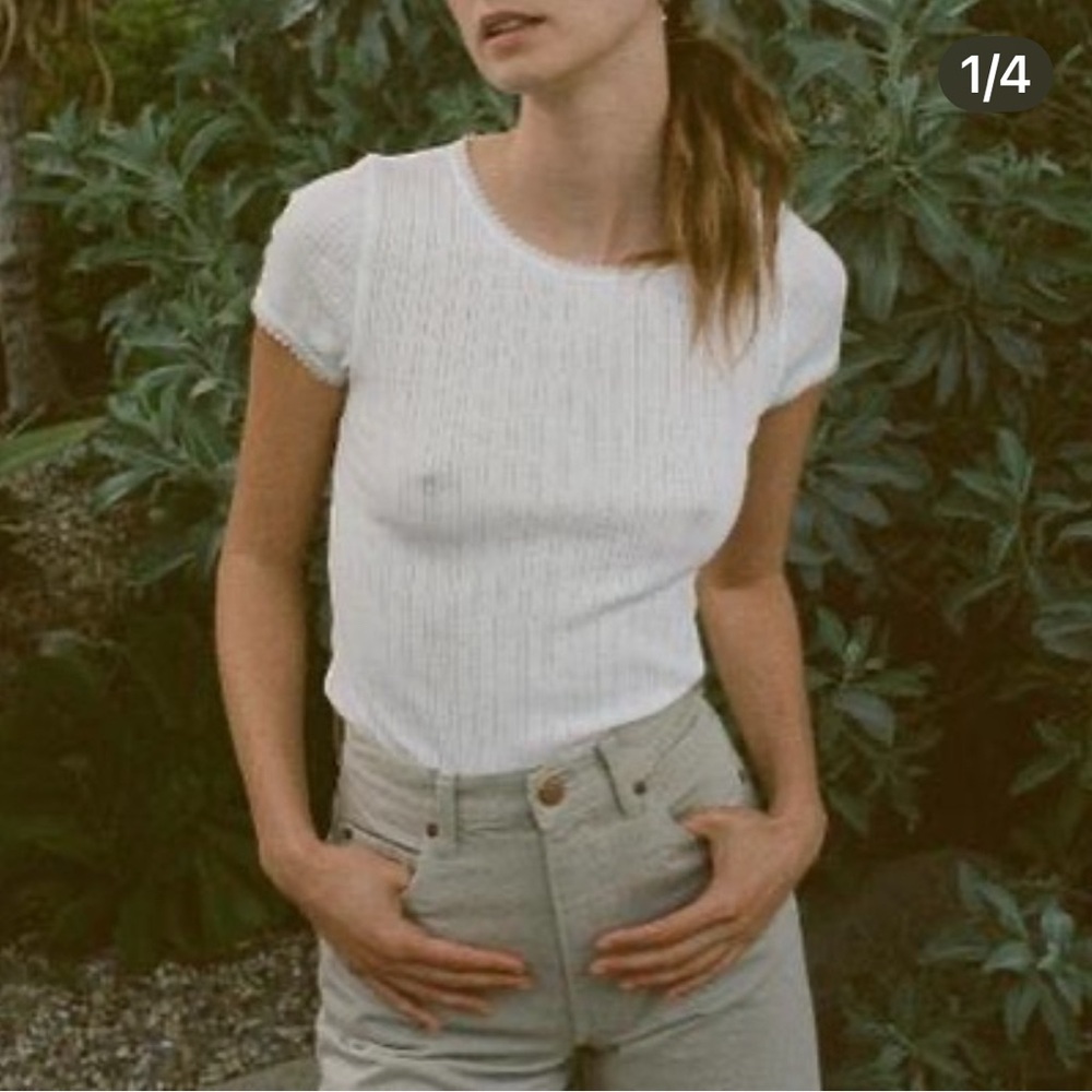 Doen White Short Sleeve Tee